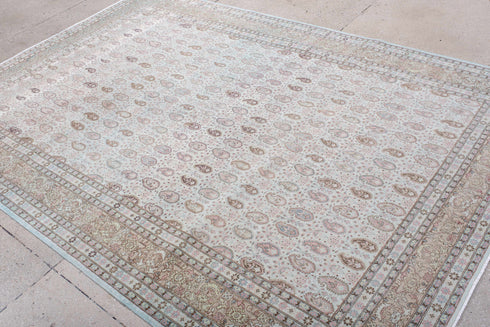 Antique Sivas Area Rug (6' x 9')